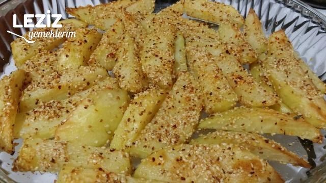 Fırında Çıtır Patates Dilimleri