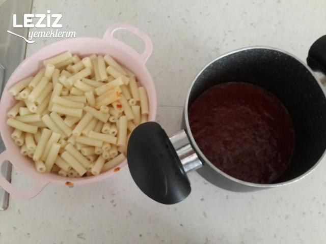 Kekikli Düdük Makarna