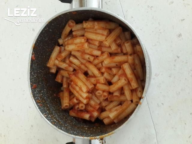 Kekikli Düdük Makarna