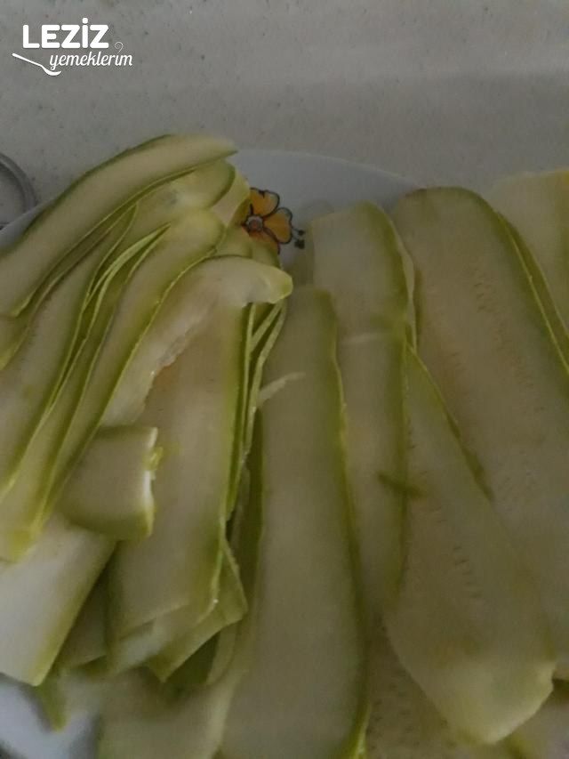 Fırında Kıymalı Kabak