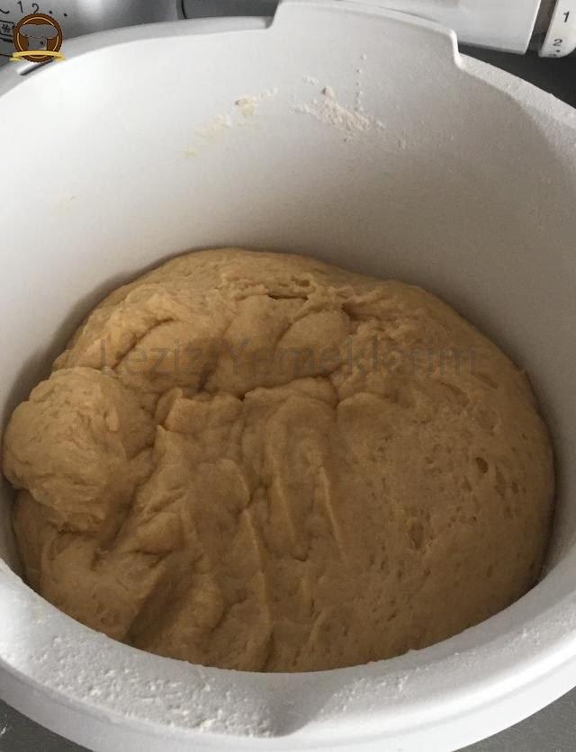 Ağızda Dağılan Pastane Poğaçası Tarifi