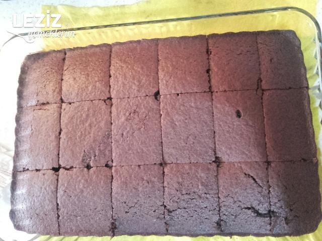 Bal Soslu Islak Kek Tarifi