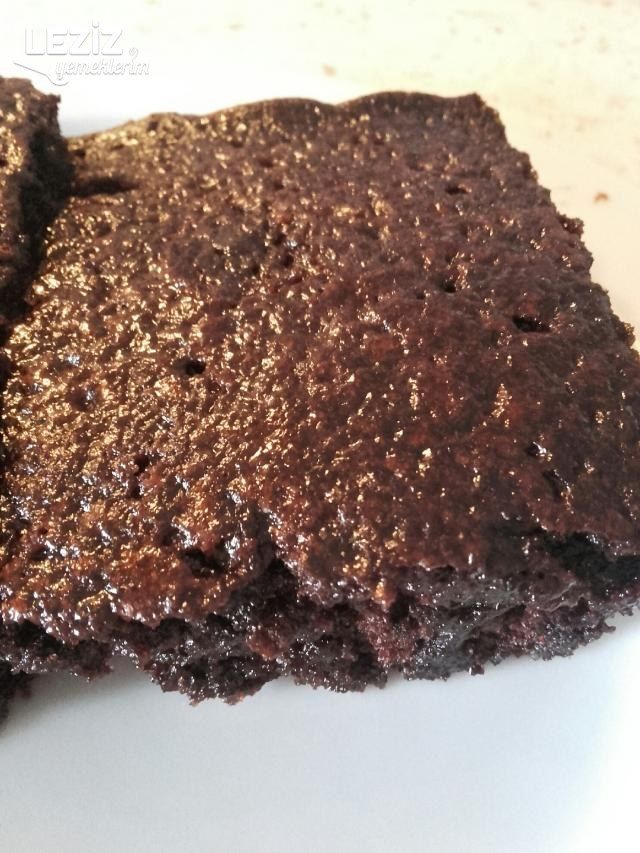 Bal Soslu Islak Kek Tarifi