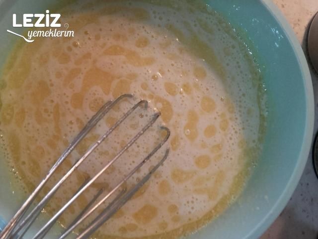 Bal Soslu Islak Kek Tarifi