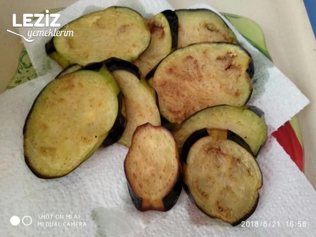 Nefis Patlıcan Musakka