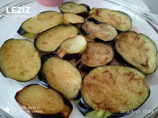 Nefis Patlıcan Musakka