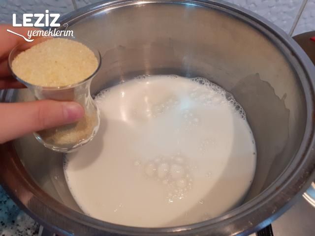 Şöbiyet Tatlısı Tarifi