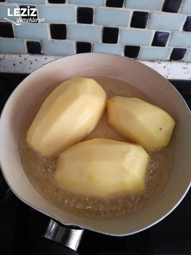 Tencerede Patates Karnıyarık