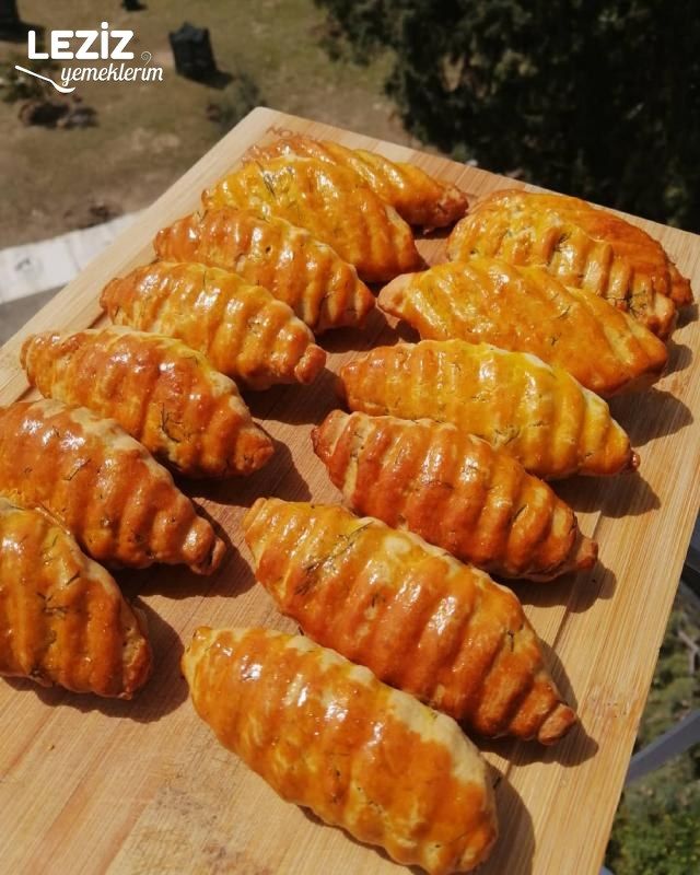 Dereotlu Kıyır Kıyır Poğaça Yapımı