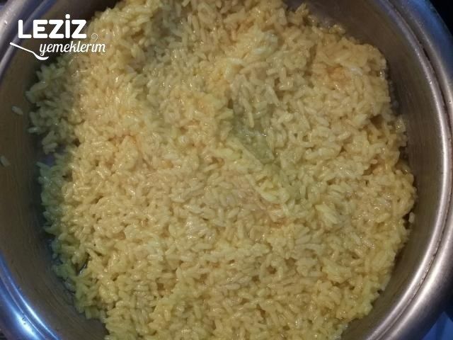 Zerdeçallı Pirinç Pilavı