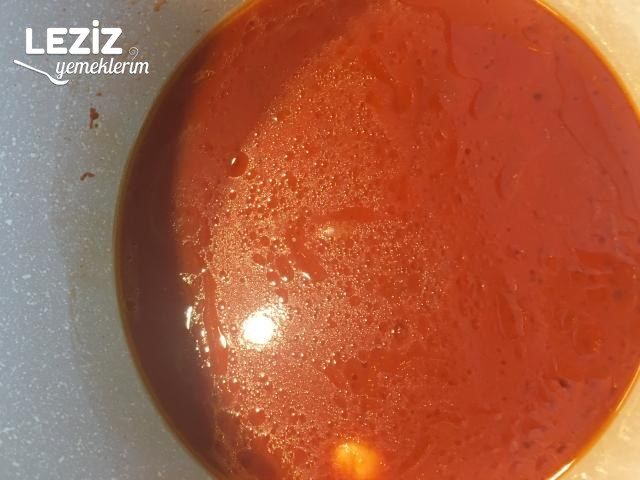 Evde Pratik Soslu Sosisli Sandviç Nasıl Yapılır?