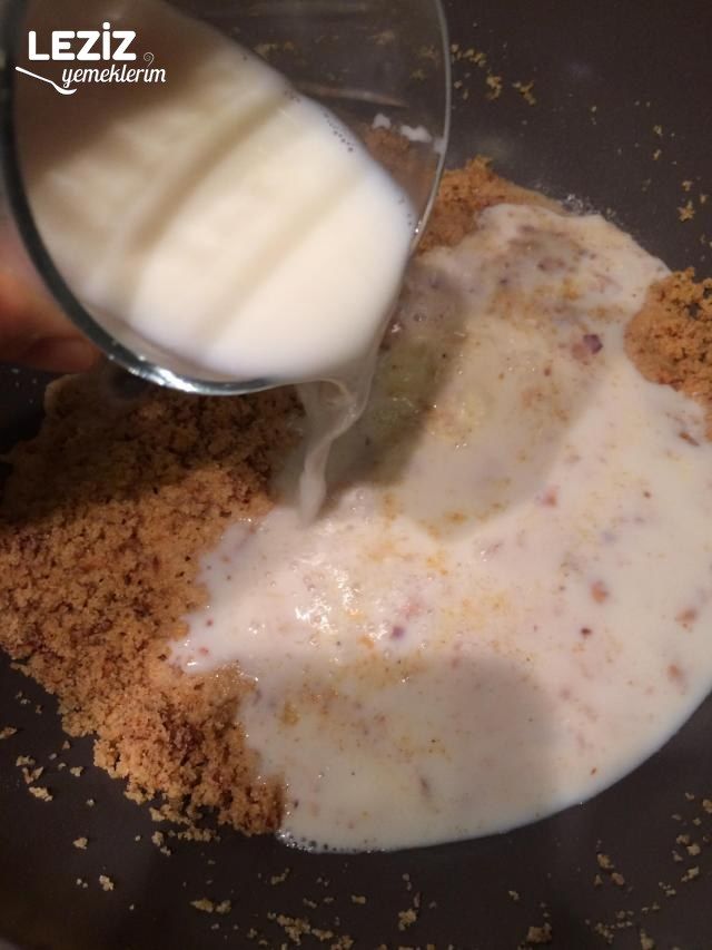 Dondurmalı Bademli İrmik Helvası