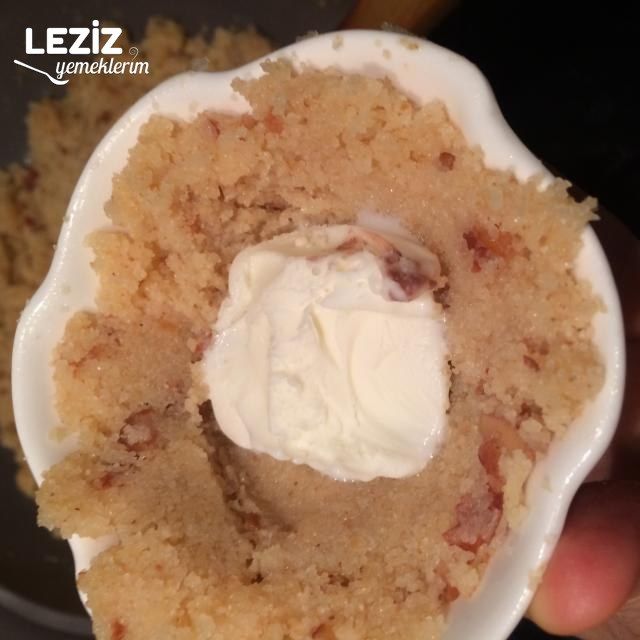 Dondurmalı Bademli İrmik Helvası