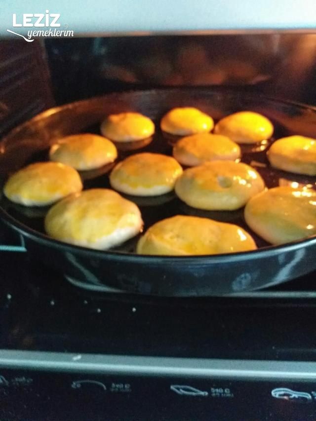 Puf Puf Poğaça Nasıl Yapılır (Resimli Anlatım)