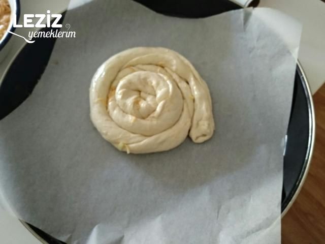 Nefis Patatesli Kol Böreği