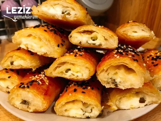 Çıtır Çıtır Peynirli Börek Tarifi