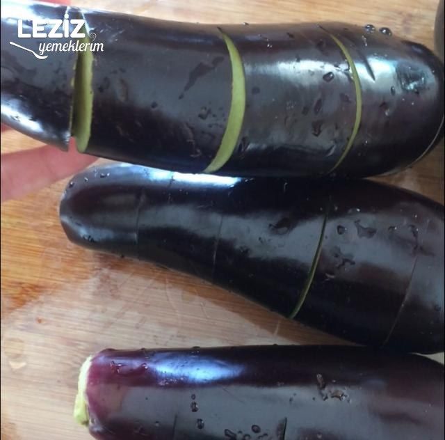 Beli Kırık - Patlıcan (Kazan) Kebabı Tarifi, Nasıl Yapılır