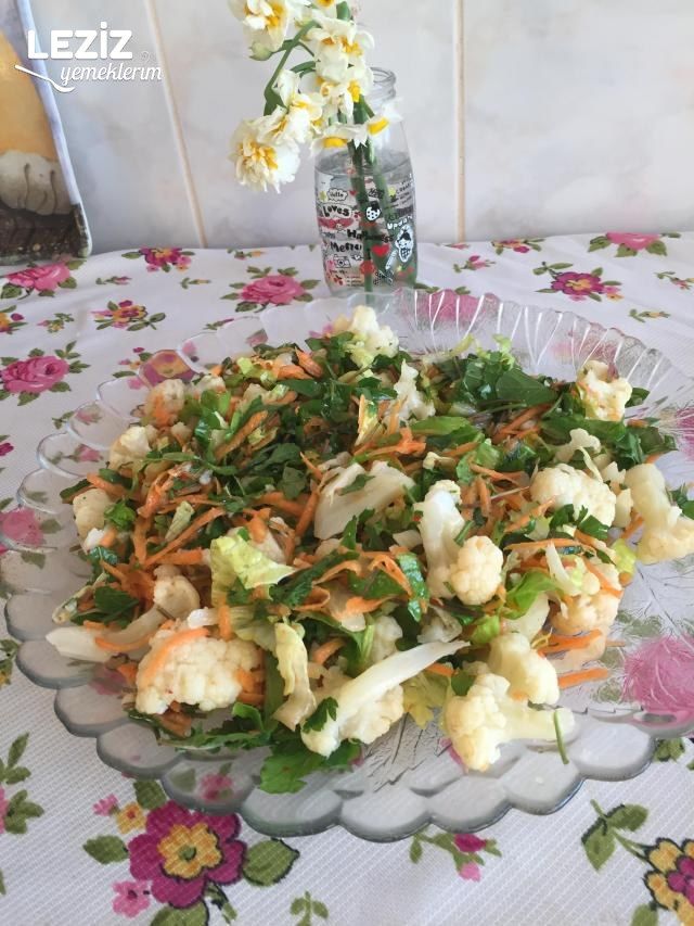 Doyurucu Karnabahar Salatası