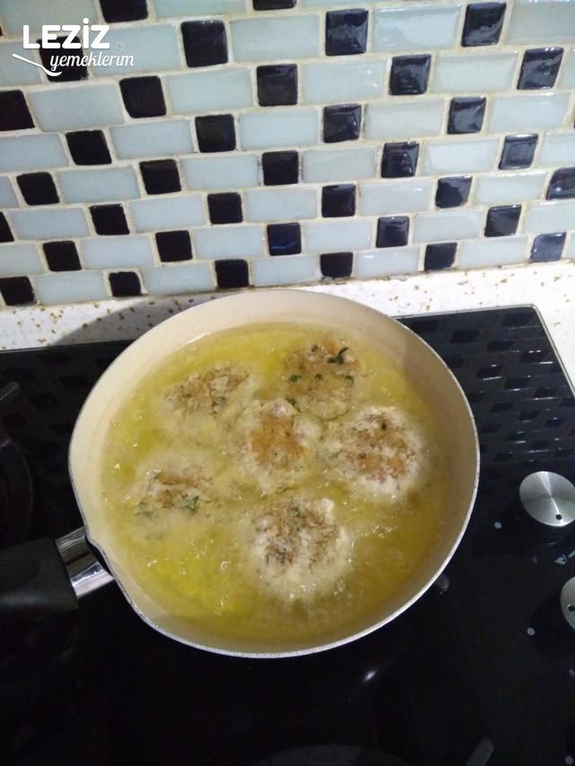 Mis Gibi Tavuk Köftesi