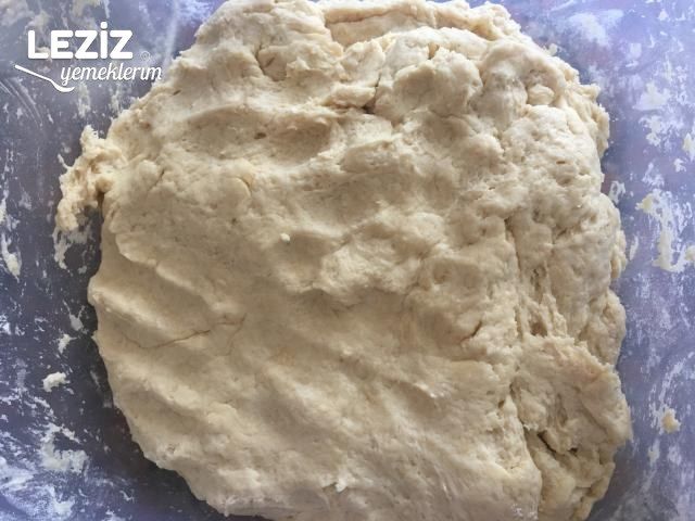 Kabaran Mayalı Kıymalı Poğaça