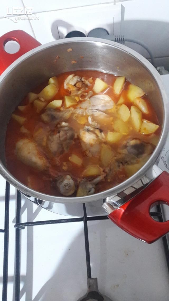 Tavuk Bagetli Patates Yemeği