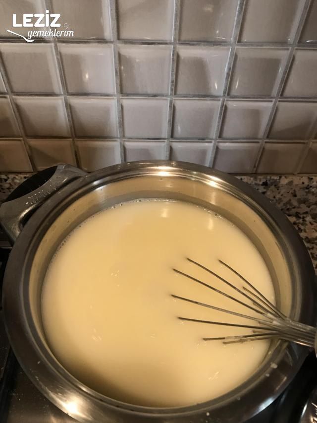 Erişteli Yoğurt Çorbası