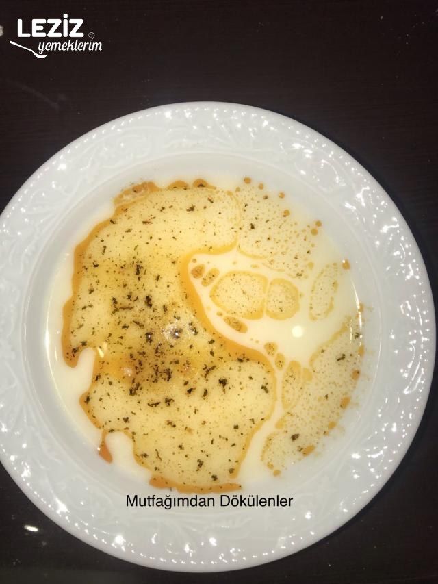 Erişteli Yoğurt Çorbası