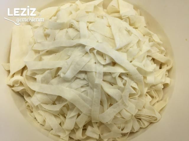 Ispanaklı Kırpık Börek