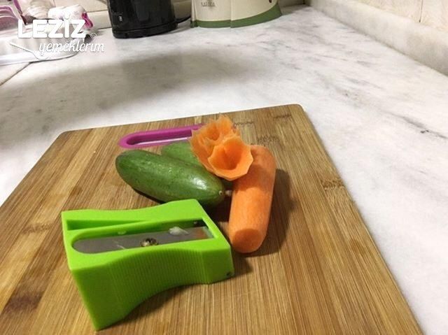 Havuç Ve Salatalık Gülleri