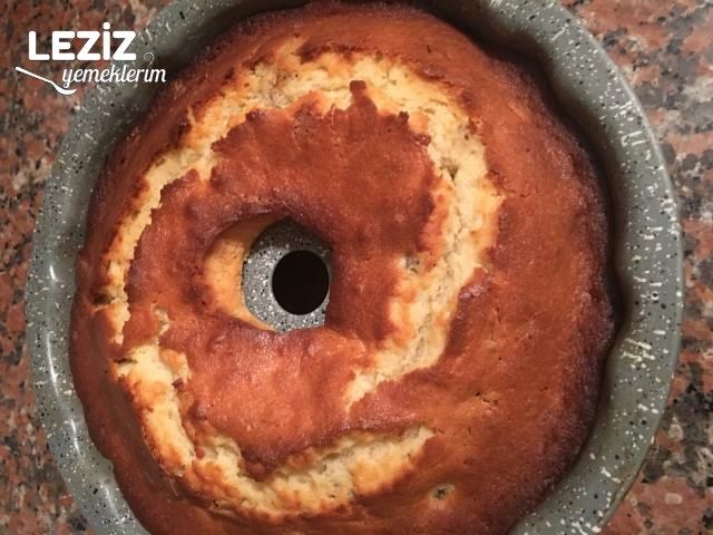 Limon Aromalı Üzümlü Kek Nasıl Yapılır?