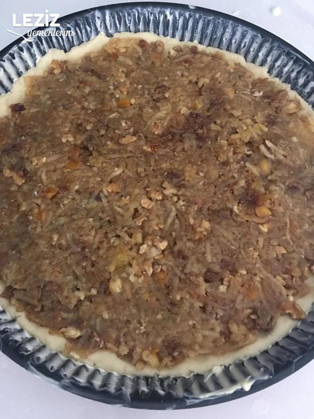 Kuru Meyveli Elmalı Tart