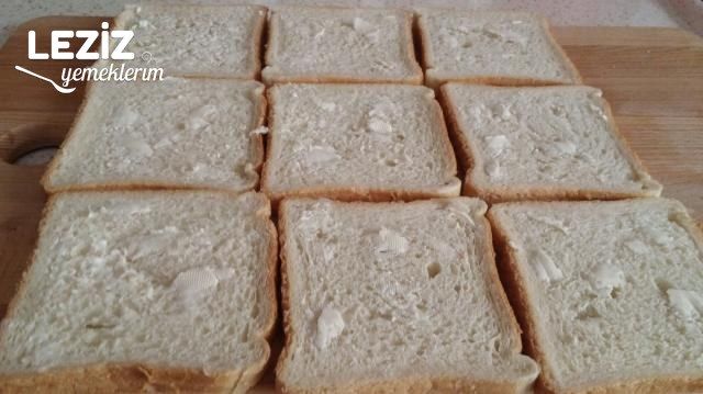 Nefis Domatesli Kaşarlı Ekmek Dilimleri