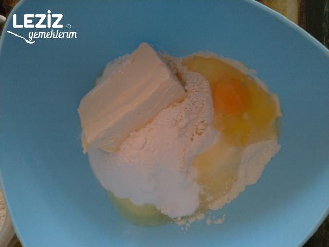 Krem Şantili Poğaça