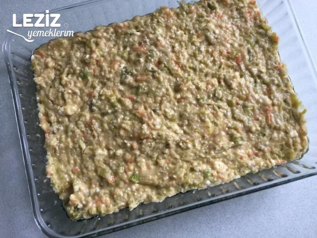 Fırında Peynirli Pırasa