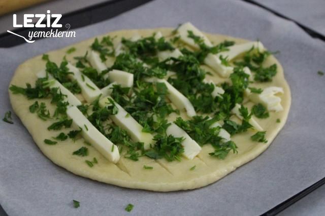 Sarımsaklı Ekmek Favoriniz Olacak