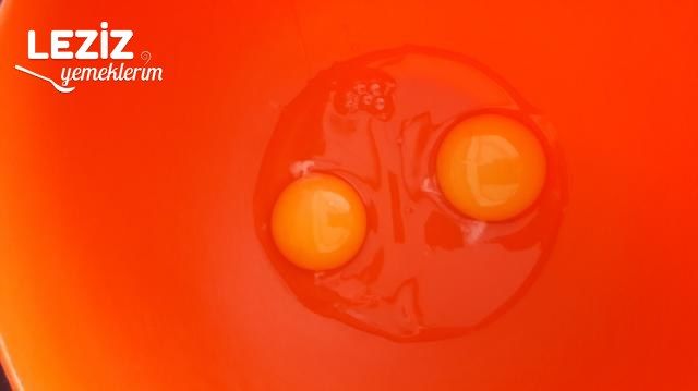 Nefis Şeftalili Kek