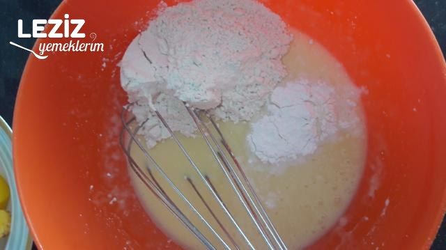 Nefis Şeftalili Kek