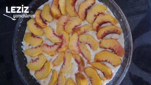 Nefis Şeftalili Kek