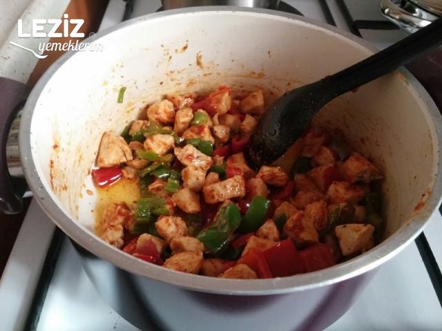 Mantarlı Tavuk Sote Yapılışı