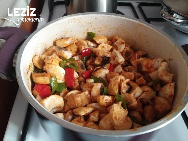 Mantarlı Tavuk Sote Yapılışı