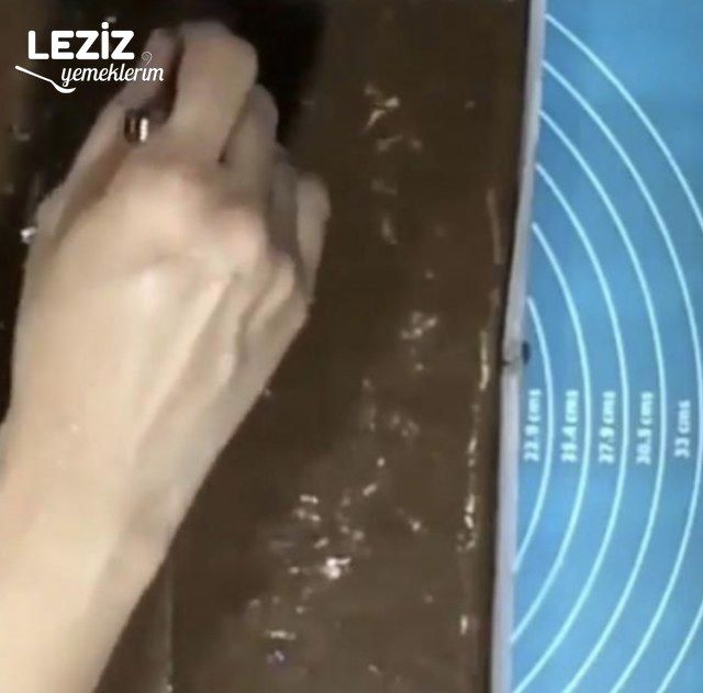 Kasırga Kek (Kasırga Güneş Rulo Pasta)