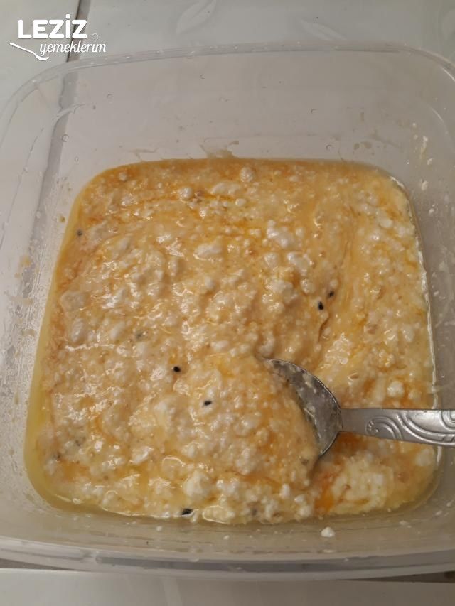 Kahvaltılık Peynirli Yumurtalı Ekmekler