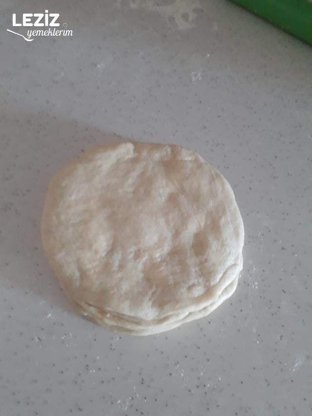 Katmer Poğaça (Aşama Aşama Anlatım)