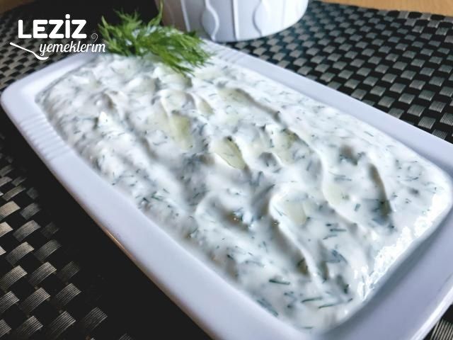 Dere Otlu Yoğurtlu Meze