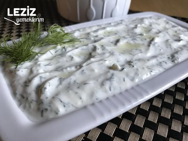 Dere Otlu Yoğurtlu Meze