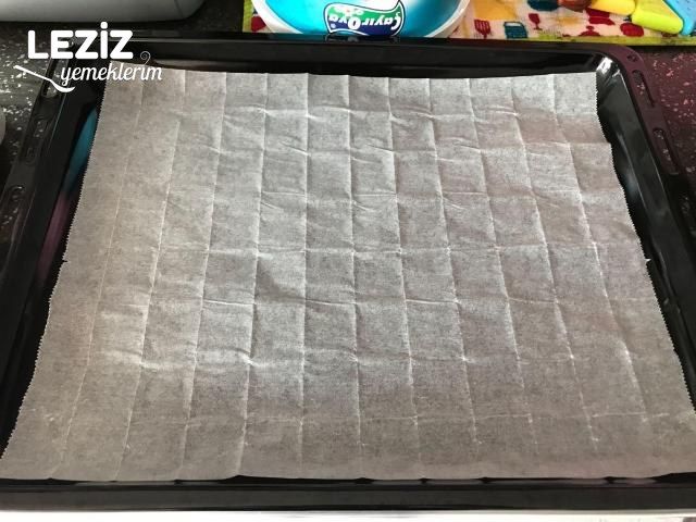 Fırında Yoğurtlu Elma Dilim Patates