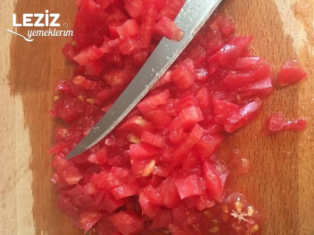 Acılı Ezme Nasıl Yapılır