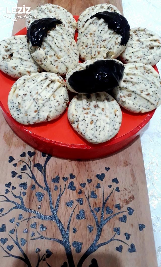 Kavrulmuş Susamlı Haşhaşlı Pastane Kurabiyesi