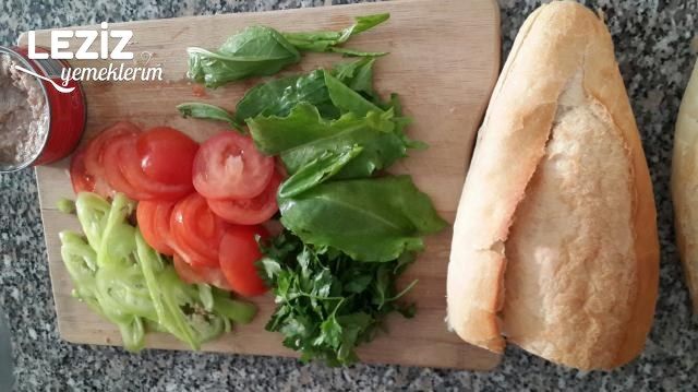 Ton Balıklı Sandviç