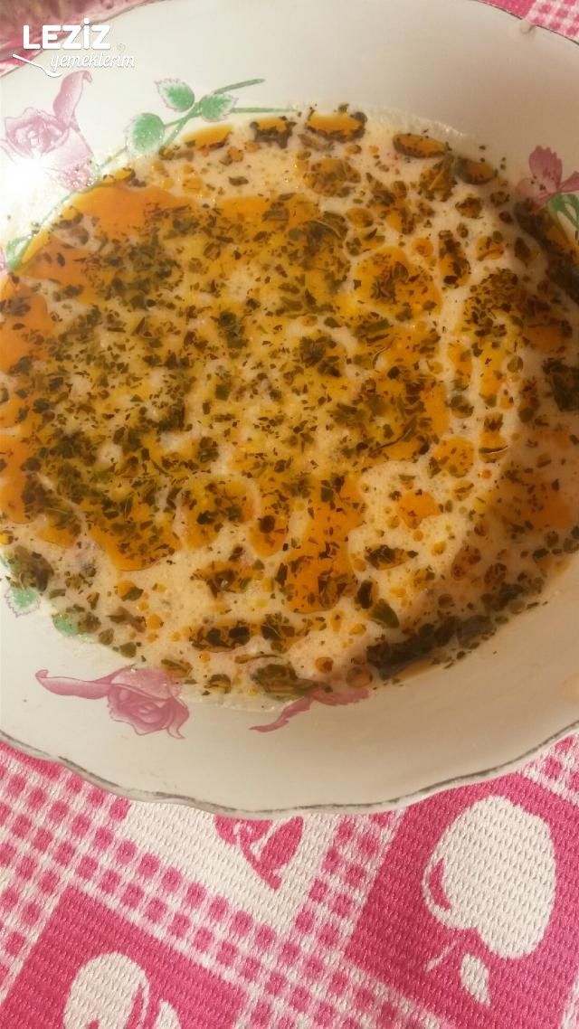 Yoğurtlu Tarhana Çorbası